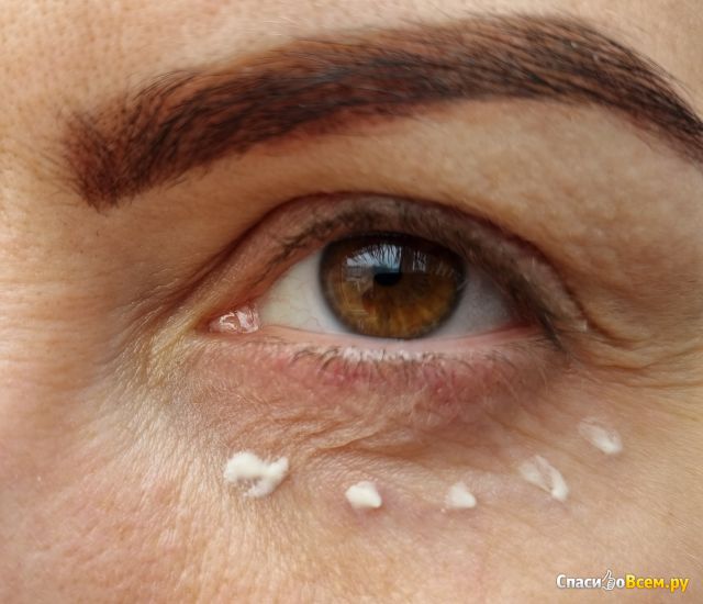 Пептидный крем для области вокруг глаз SkinProbiotic