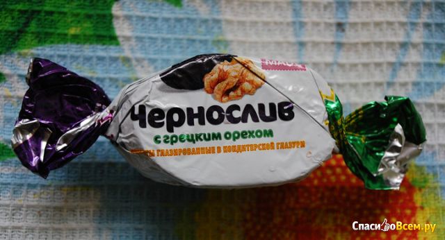 Конфеты глазированные в шоколадной глазури "Чернослив с грецким орехом" Экофудс