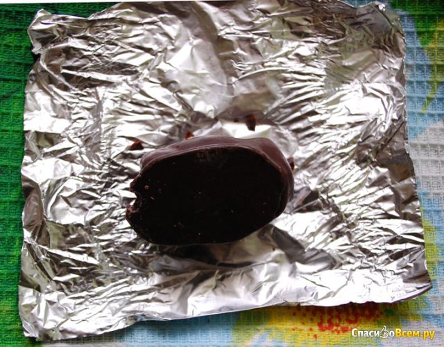 Конфеты глазированные в шоколадной глазури "Чернослив с грецким орехом" Экофудс