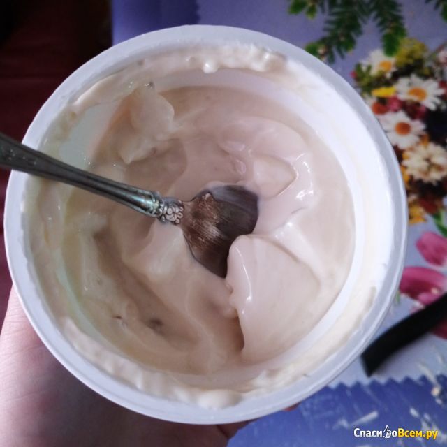 Йогурт "Экомилк" Solo кленовый сироп с грецким орехом