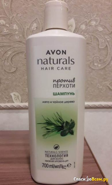 Шампунь против перхоти "Мята и чайное дерево" Naturals Hair Care Avon