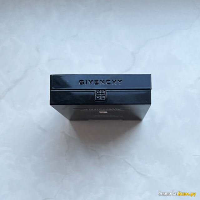 Компактная пудра Givenchy Prisme Libre Pressed Powder