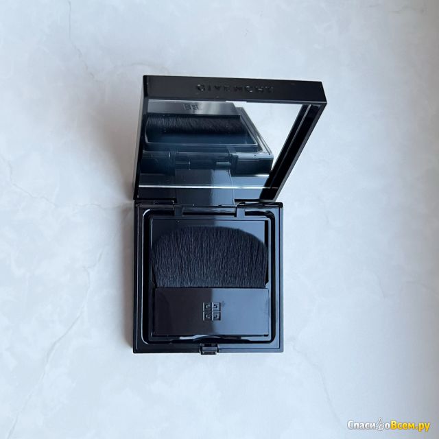 Компактная пудра Givenchy Prisme Libre Pressed Powder