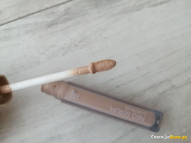Консилер-сыворотка для лица Faberlic Neo Serum