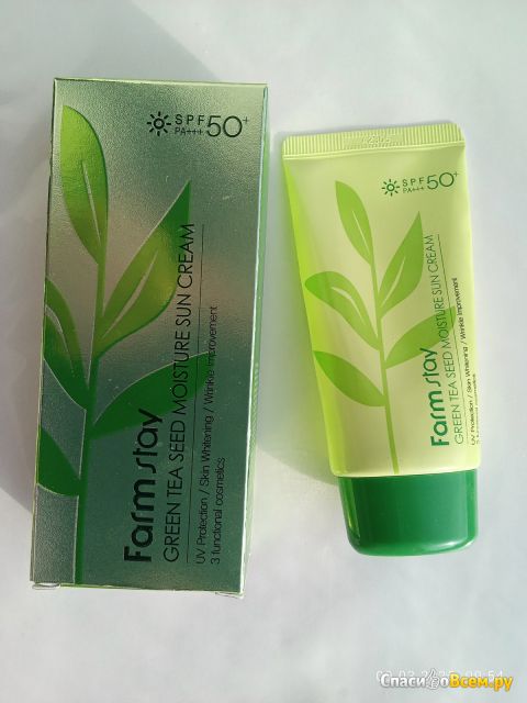 Солнцезащитный увлажняющий крем FarmStay с семенами зелёного чая SPF 50/PA+++