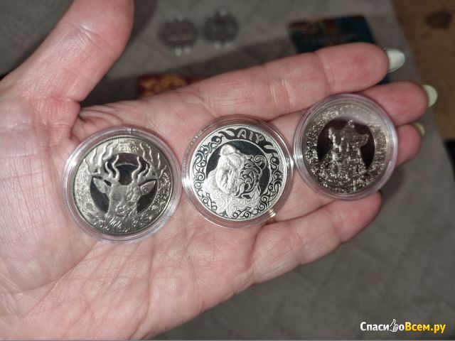 Монета 200 тенге Казахстан "Медведь" 2024 г.