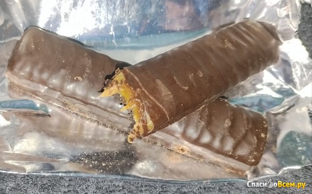 Печенье сахарное Любятово С карамелью со вкусом брауни в глазури
