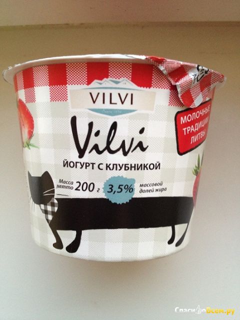 Йогурт с клубникой "Vilvi"