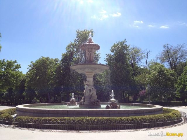Парк Ретиро в Мадриде (Испания)