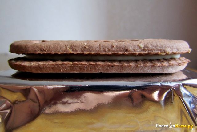 Печенье "Юбилейное" утреннее сэндвич с какао и йогуртовой начинкой, 5 цельных злаков
