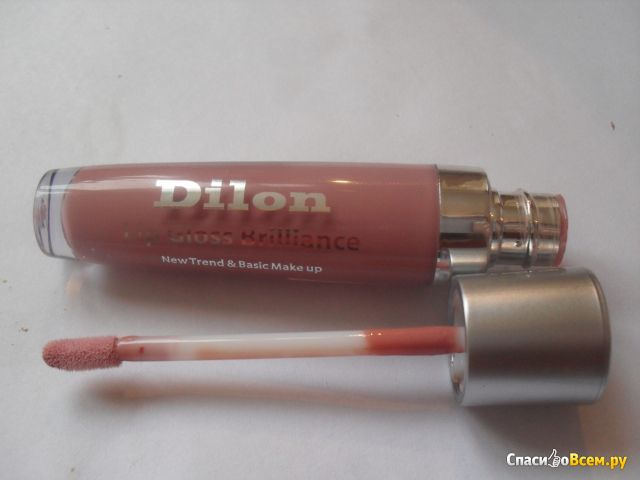 Блеск для губ Dilon Lip Gloss Brilliance с витамином Е и UF фильтром