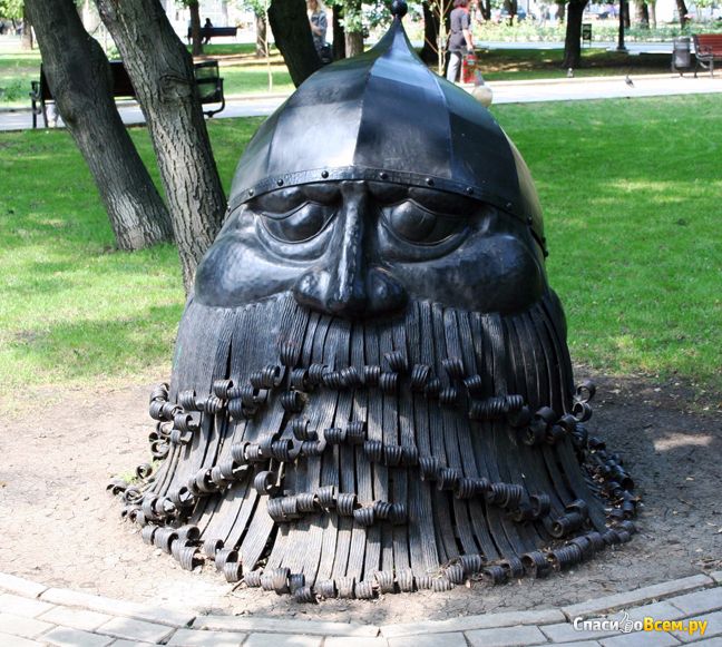 Встреча с прошлым: парк кованых фигур в Донецке в деталях