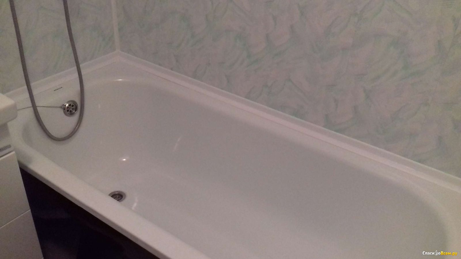 Стальные полимерные ванны. Reimar 150х70. Ванная стальная 150х70. Стальная ванна без покрытия. Стальная ванна без экрана в интерьере.