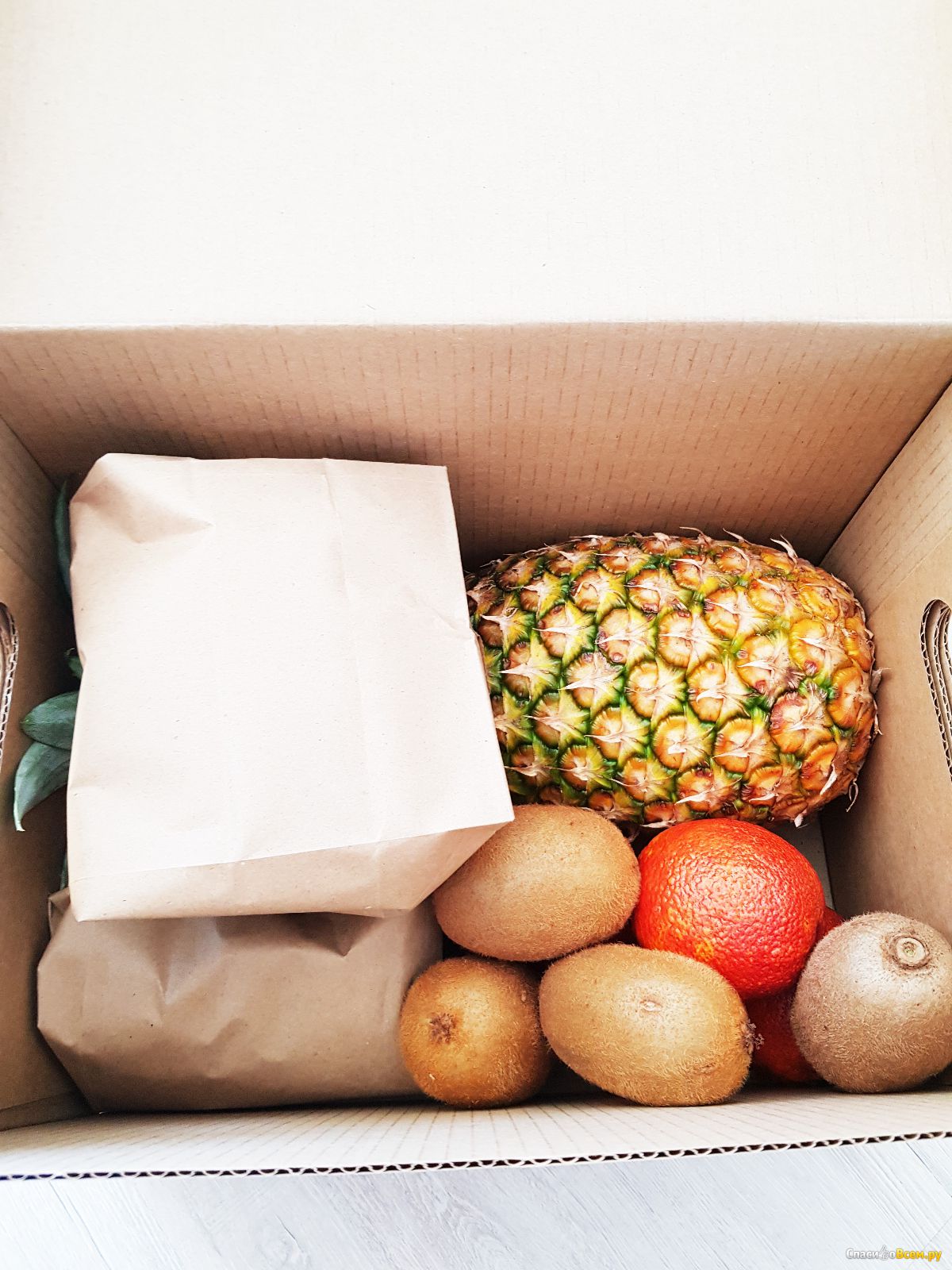 Фрукты с доставкой на дом. Коробочка фруктов. Коробки с фруктами. Фрукты в коробке. Овощи в коробке.