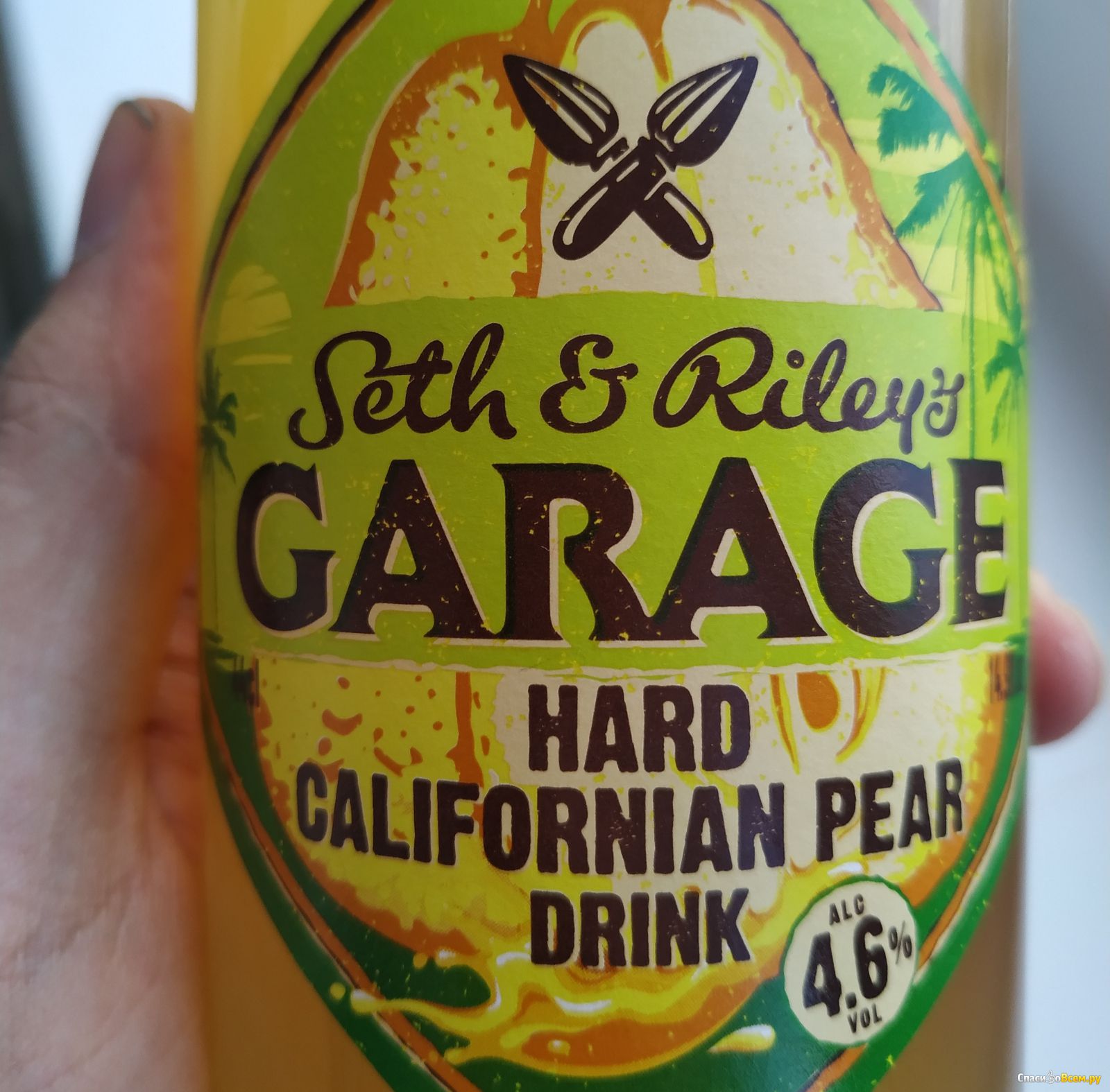 Пивные напитки отзывы. Пивной напиток Seth and Riley's Garage. Пивной напиток "Seth and Riley's Garage ананас" 6%, 400мл. Garage напиток груша. Пиво гараж груша.